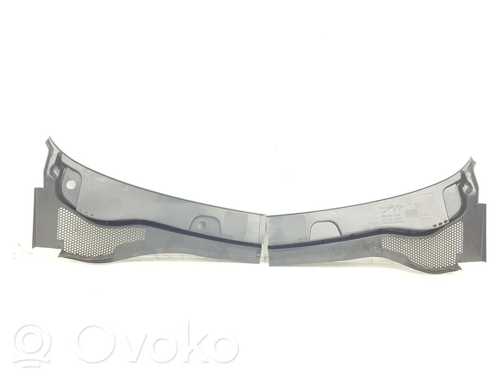 Cupra Leon Wiper trim 