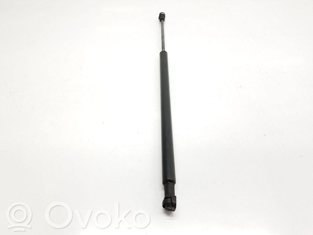 Mazda CX-3 Tailgate/trunk strut/damper 