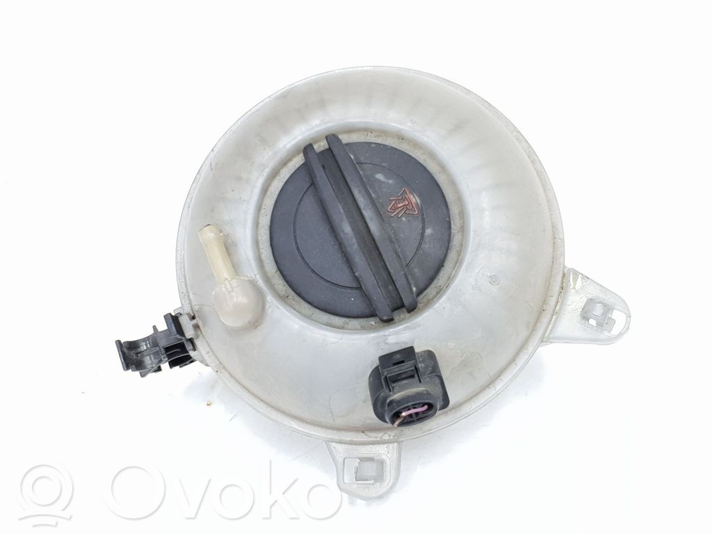 Volkswagen PASSAT B8 Vas expansiune/rezervor lichid de răcire