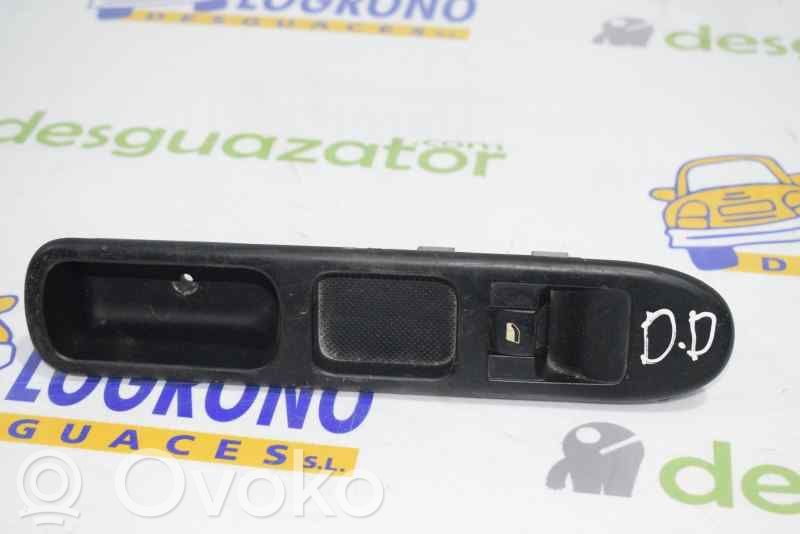Peugeot 307 Interruttore di controllo dell’alzacristalli elettrico