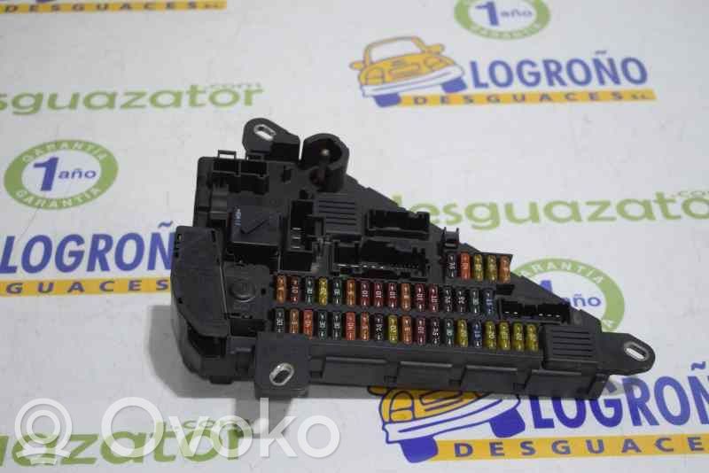 Módulo de fusible   61146906588,61146906588