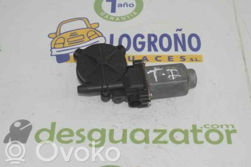 Nissan Pathfinder R51 Motor macara geam ușă spate