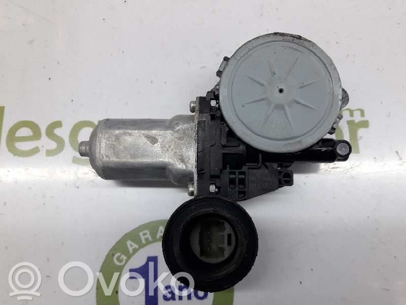 Toyota Land Cruiser (J120) Motorino alzacristalli della portiera posteriore
