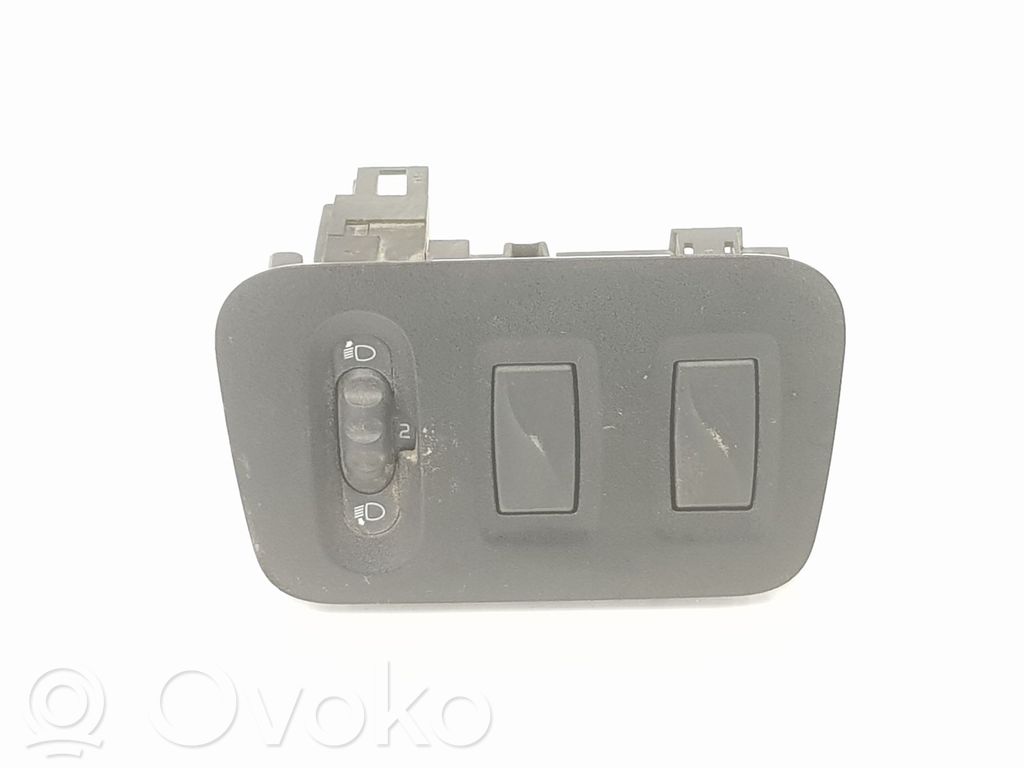 Lichtschalter   8200379685,8200379685