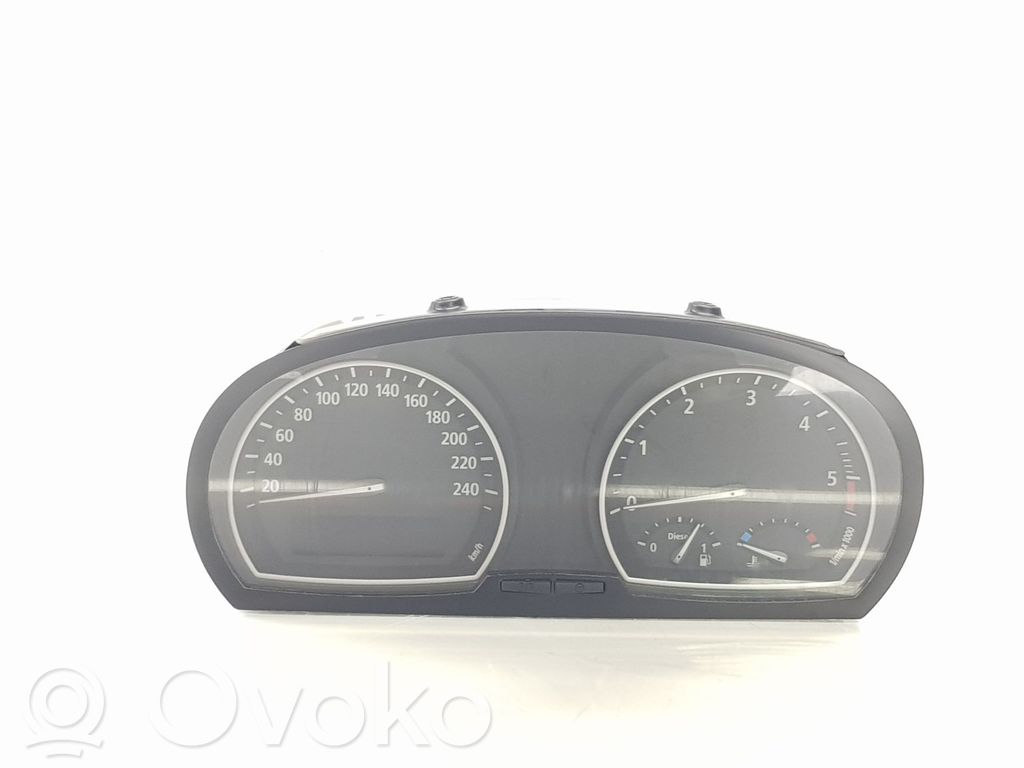 BMW X3 E83 Speedometer (instrument cluster) 
