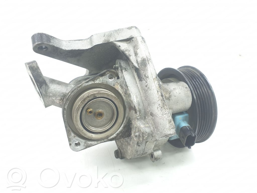 Opel Meriva B Vesipumppu 