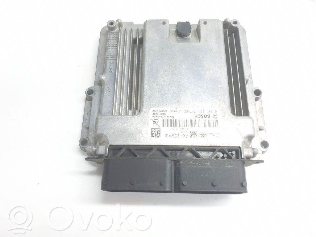 Land Rover Range Rover Velar Engine control unit/module 