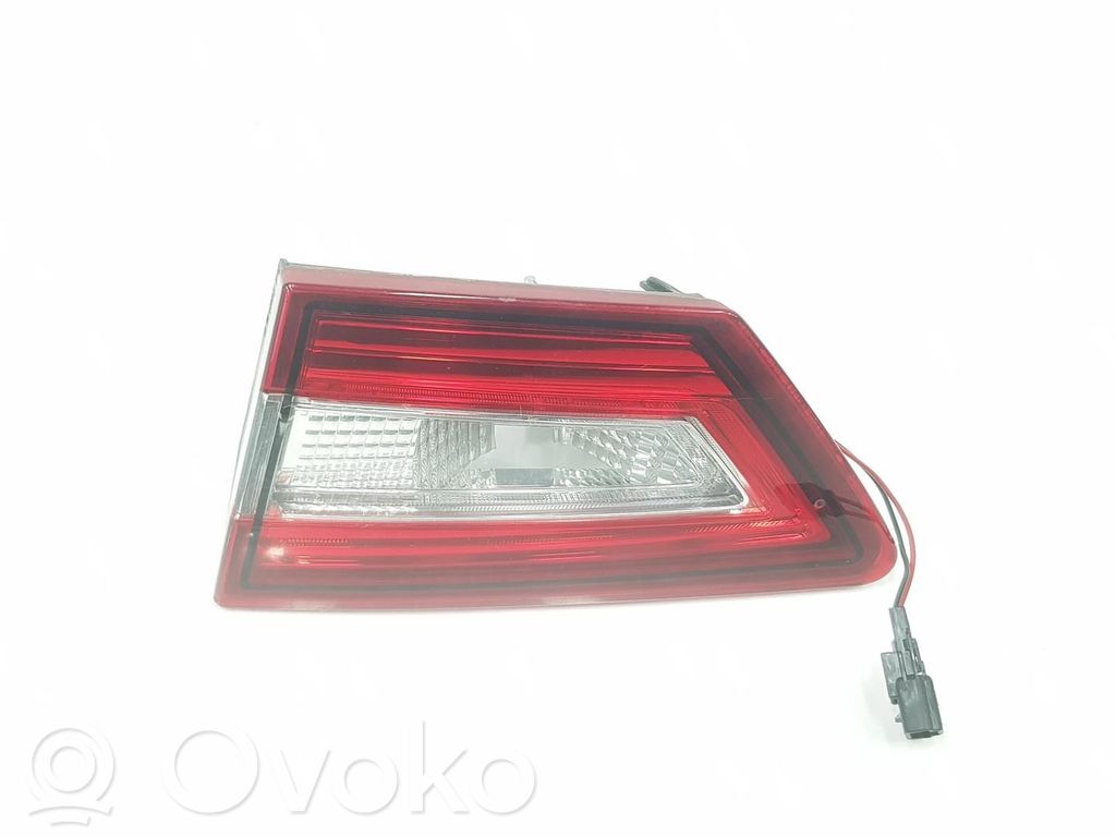 Renault Clio IV Luci posteriori del portellone del bagagliaio