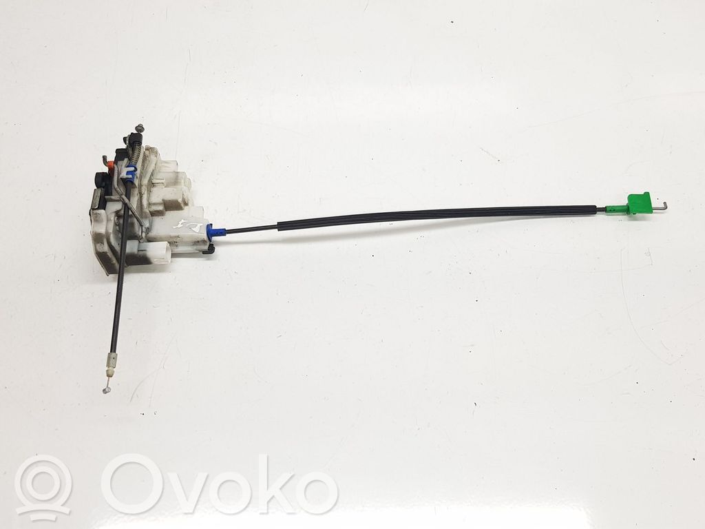 Citroen Nemo Priekšpusē slēdzene 