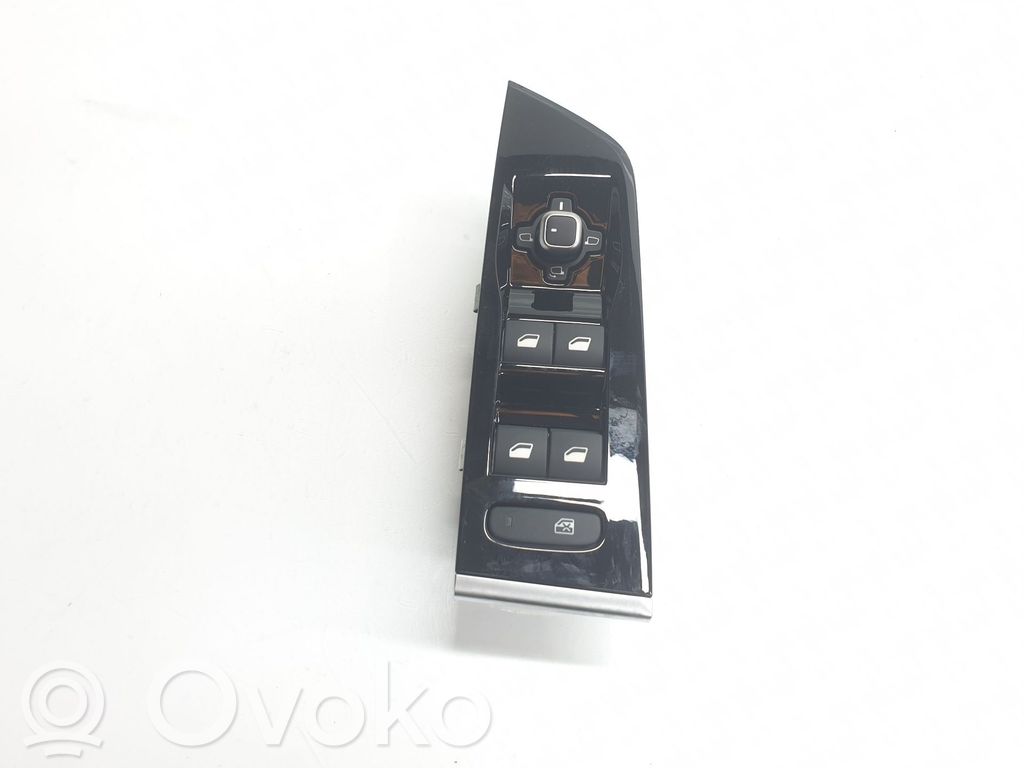Opel Astra L Przyciski szyb 