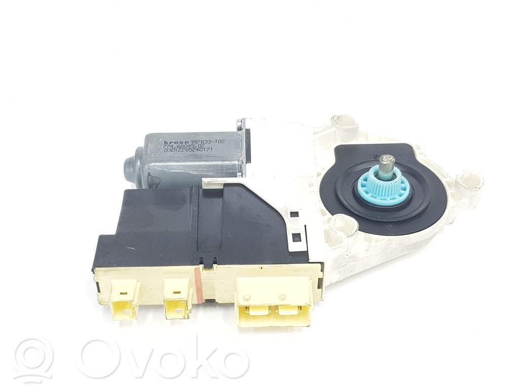 Peugeot 807 Front door window regulator motor 