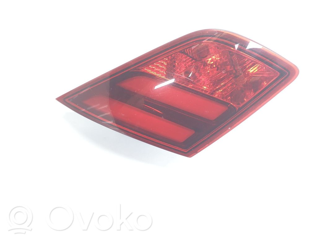 Peugeot 308 Lampy tylnej klapy bagażnika 