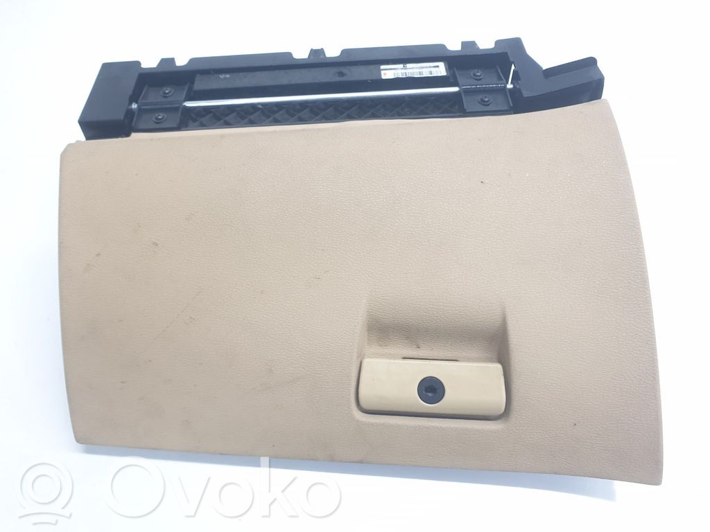 Guantera   3422601,51163422601