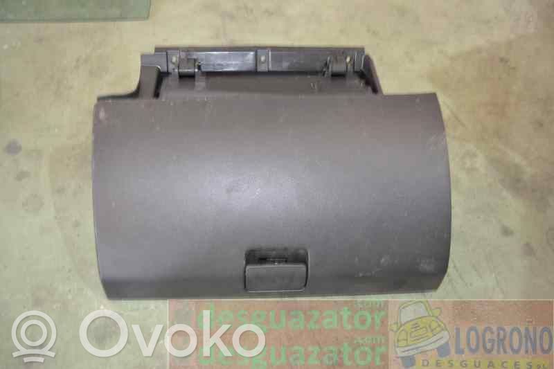 Opel Antara Handschuhfach 
