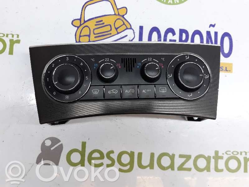 Mercedes-Benz C W203 Unitate control climatizare 
