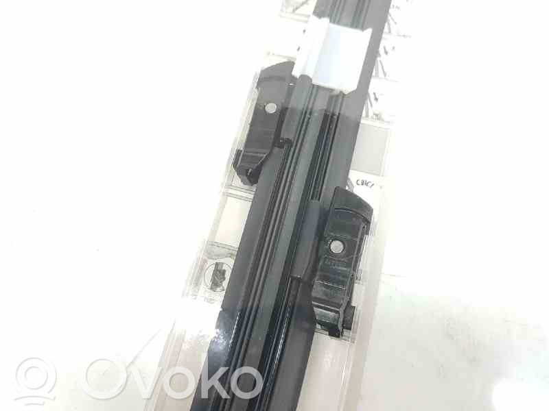 Audi Q5 SQ5 8R Scheibenwischer 