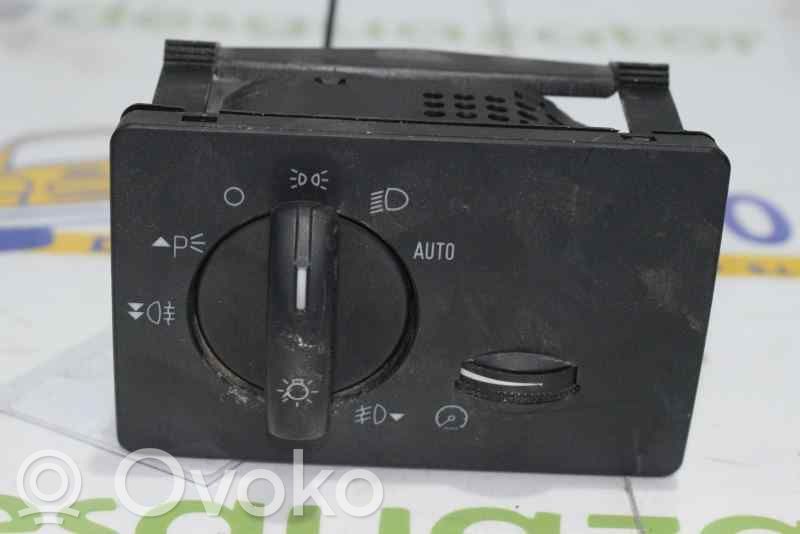 Ford Kuga I Light switch 