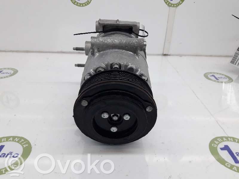 Kompresor / Sprężarka klimatyzacji A/C   F1F119D629CA,F1F119D629CA