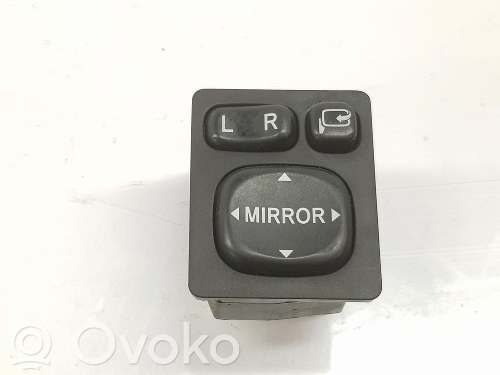 Toyota Land Cruiser (J120) Wing mirror switch 