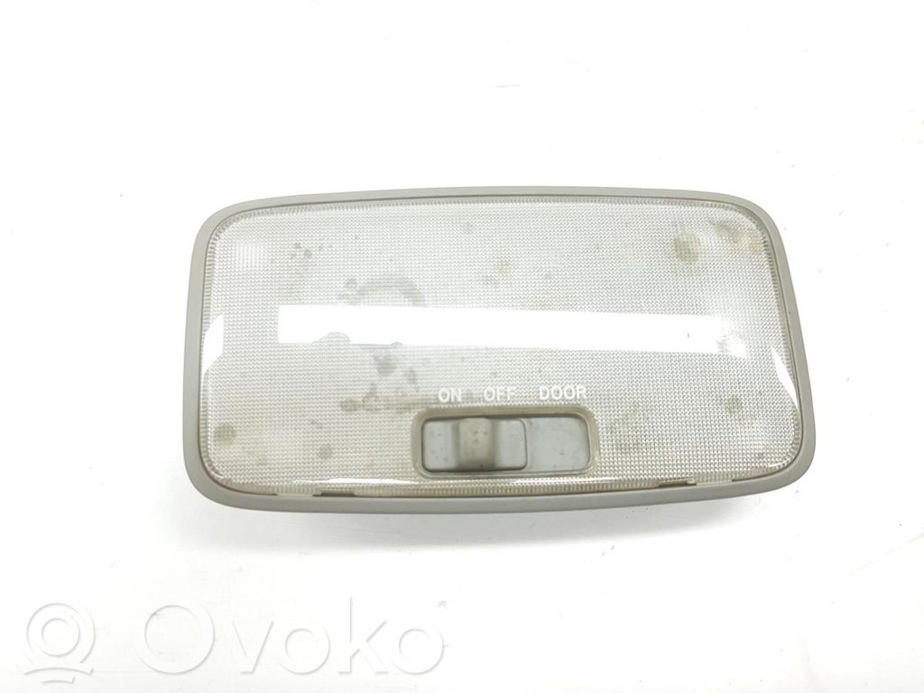 Toyota Land Cruiser (J120) Etuistuimen valo