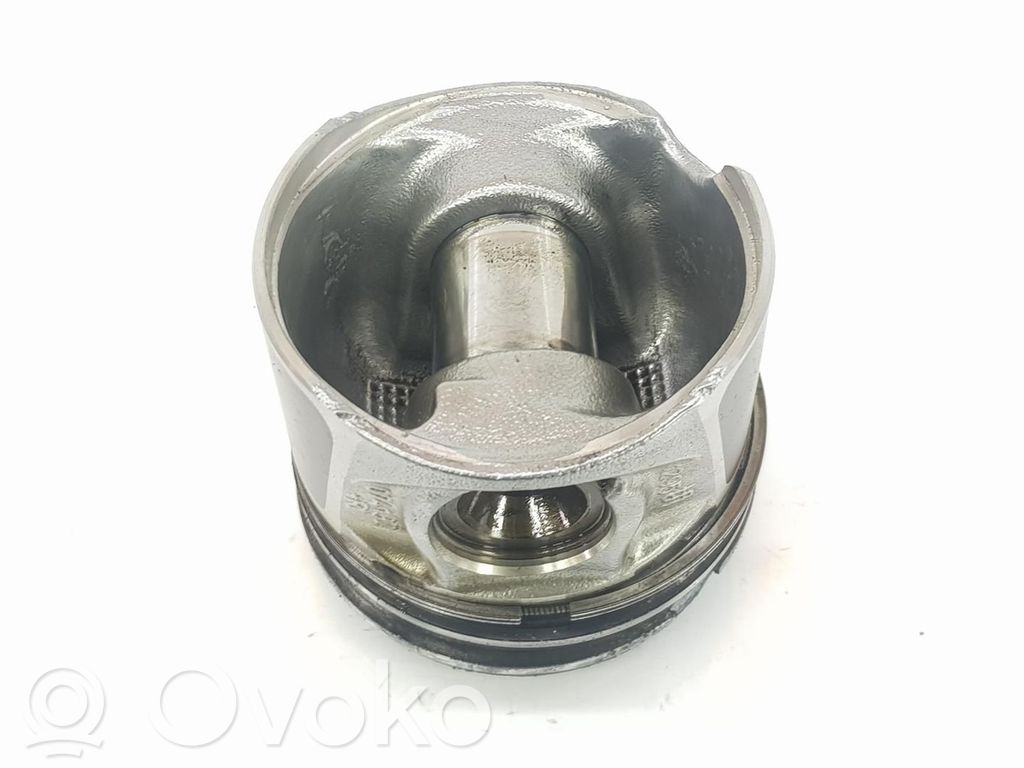 Kolben   0628W2,0628W2,SOLOUNPISTON