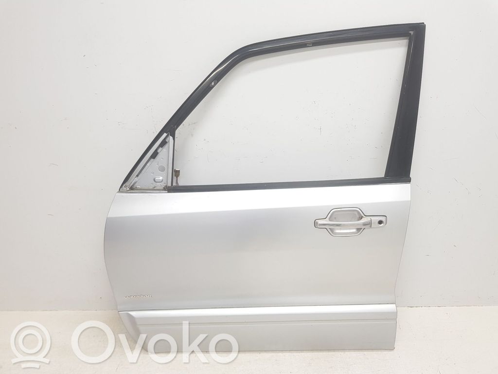 Mitsubishi Montero Puerta delantera 