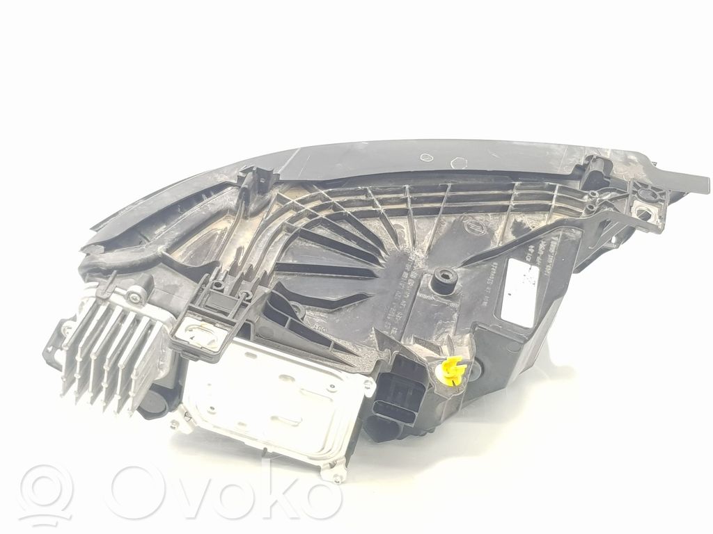 Opel Astra L Scheinwerfer 