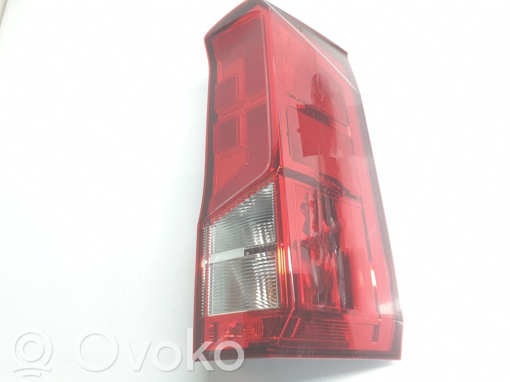 Volkswagen Crafter Luci posteriori