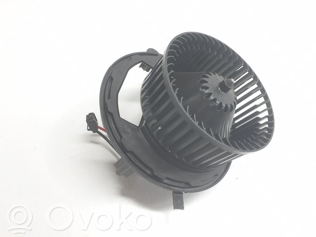 Heizungslüfter   5WB819021,5WB819021