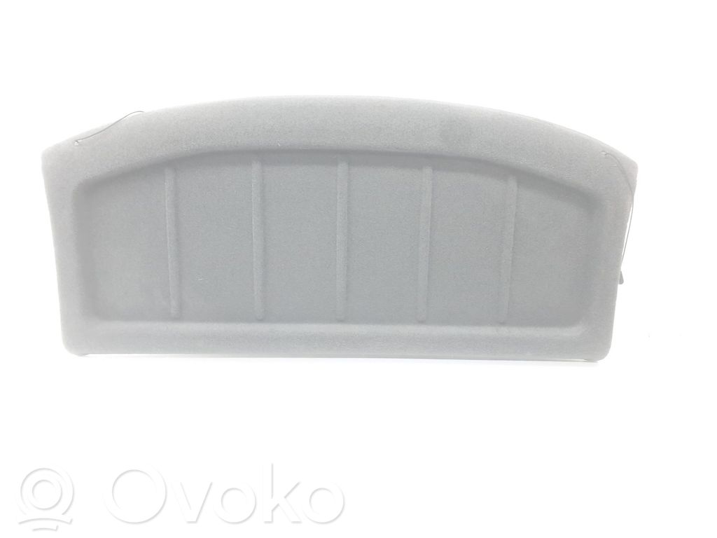 Seat Arona Hattuhylly 