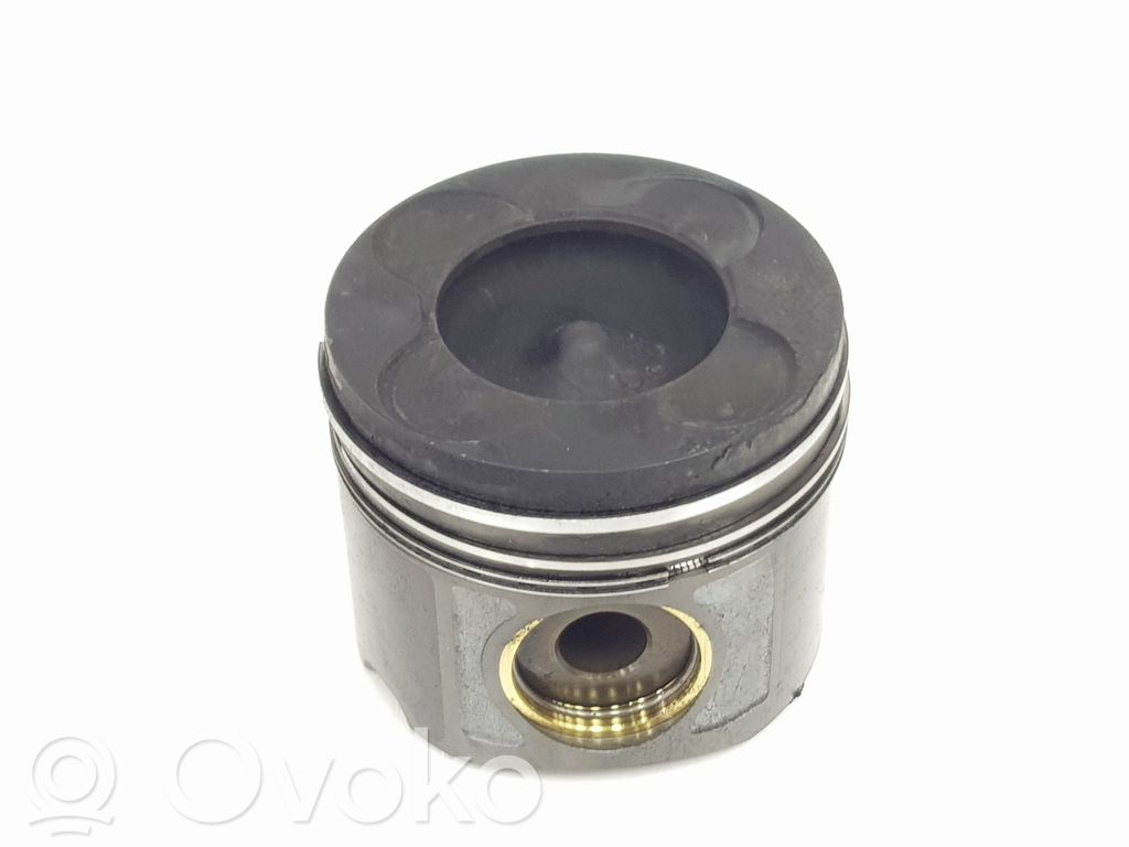 BMW 3 E46 Piston 
