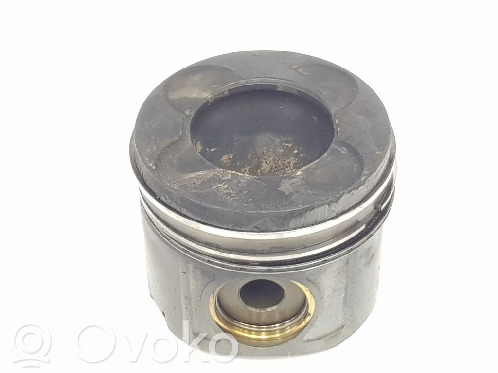 BMW 3 E46 Piston 