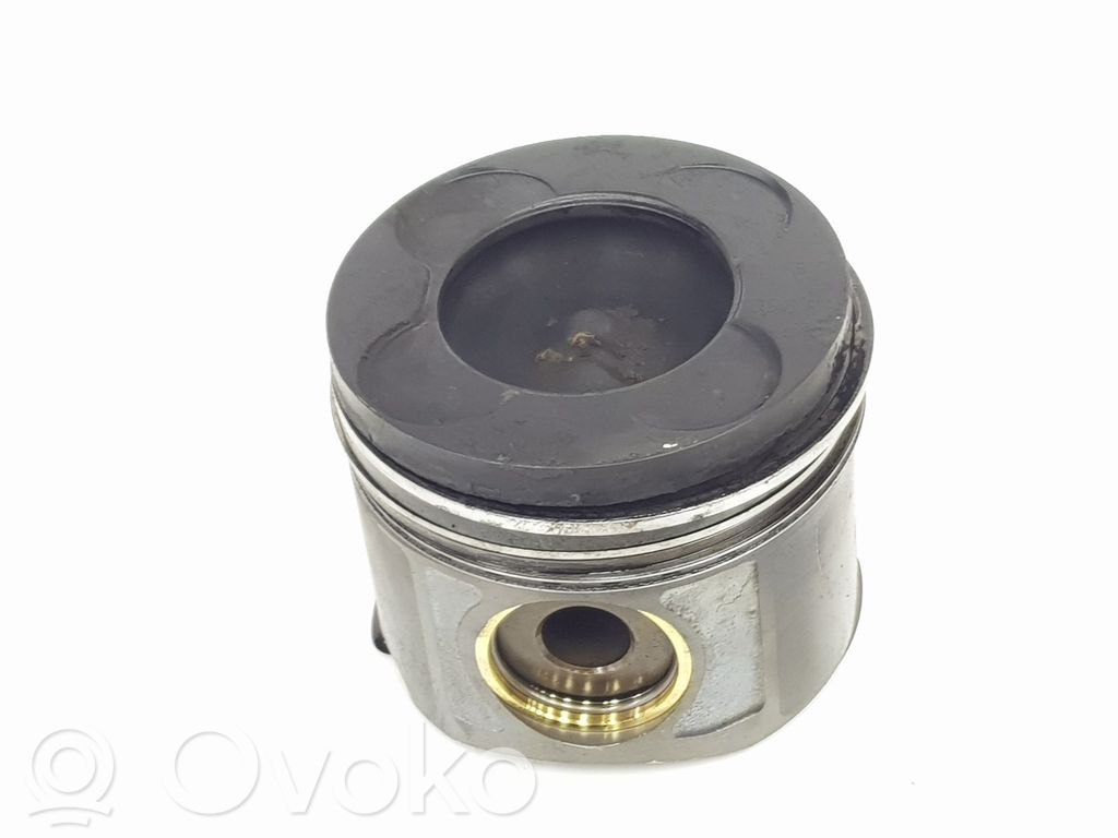 BMW 3 E46 Piston 
