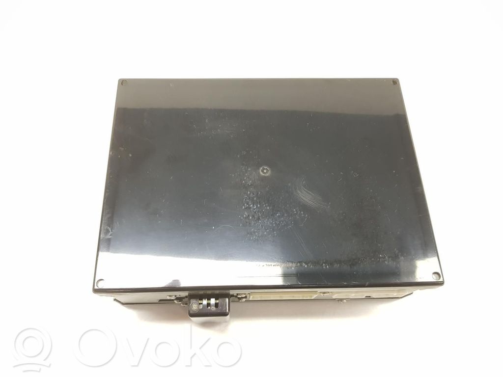 Toyota Land Cruiser (J120) Amplificateur de son