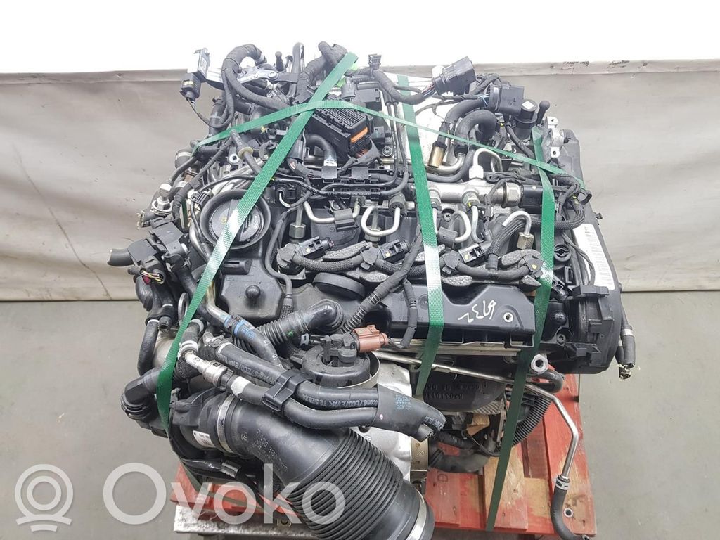 Variklis   DETA,04L100091B