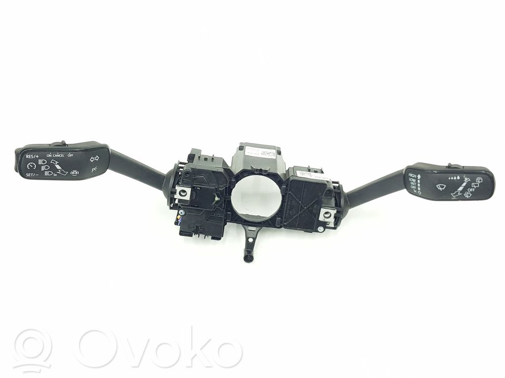 Skoda Kamiq Boutons / interrupteurs volant