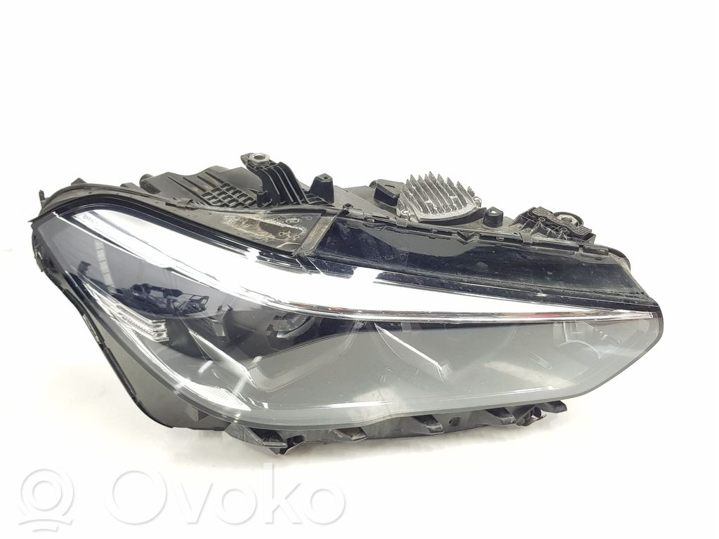 BMW X5 G05 Lampa przednia 