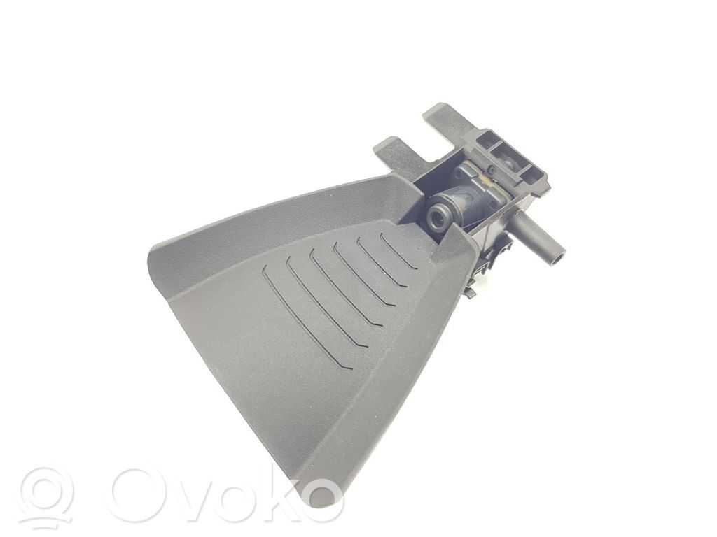 BMW 2 F46 Reversing camera 