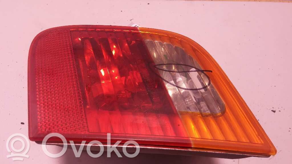 BMW 3 E46 Tailgate rear/tail lights 