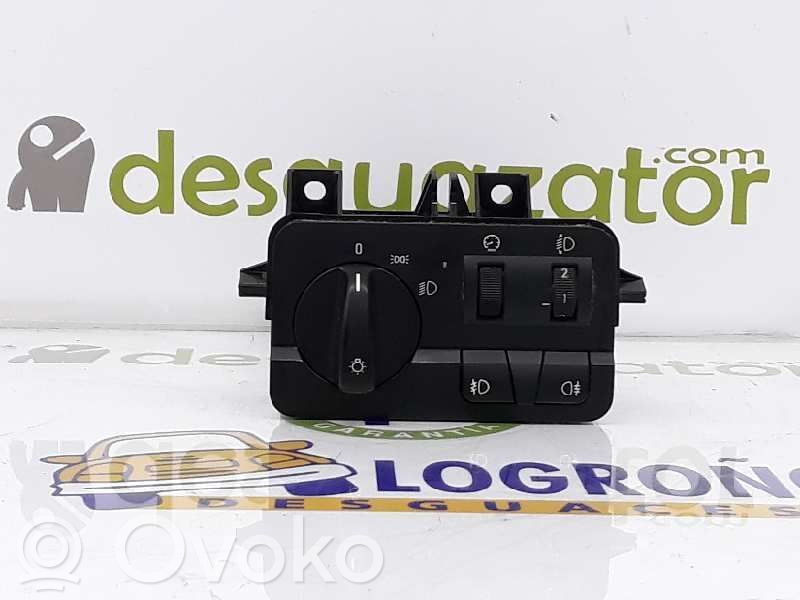 Light switch   61316919824,LEAR037239060