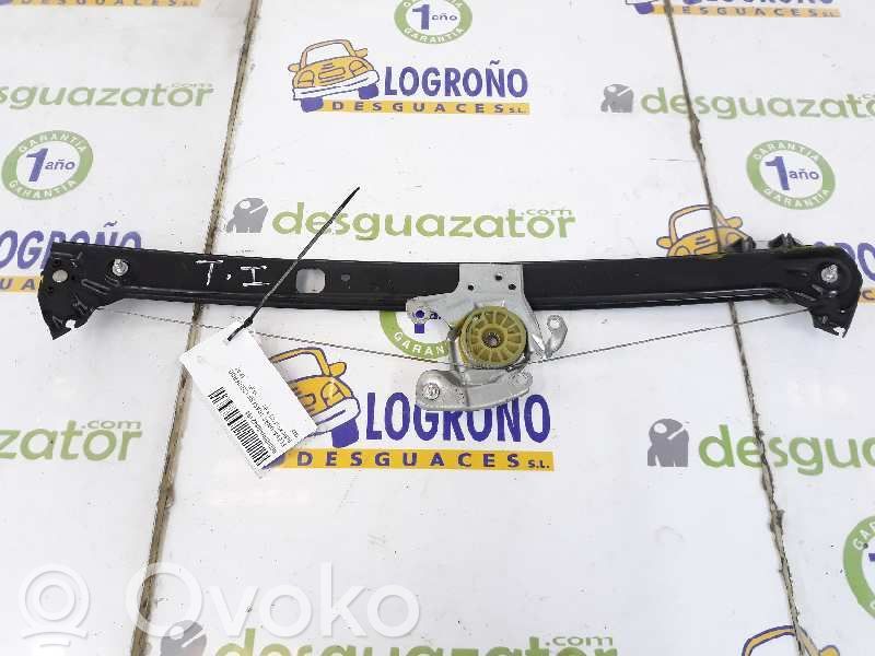 Regulador manual de la ventanilla trasera   51357125059,51357125059
