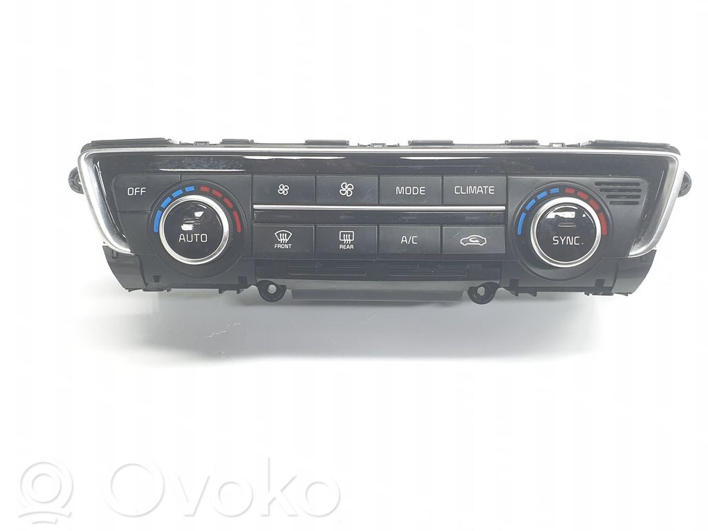 KIA Optima Climate control unit 