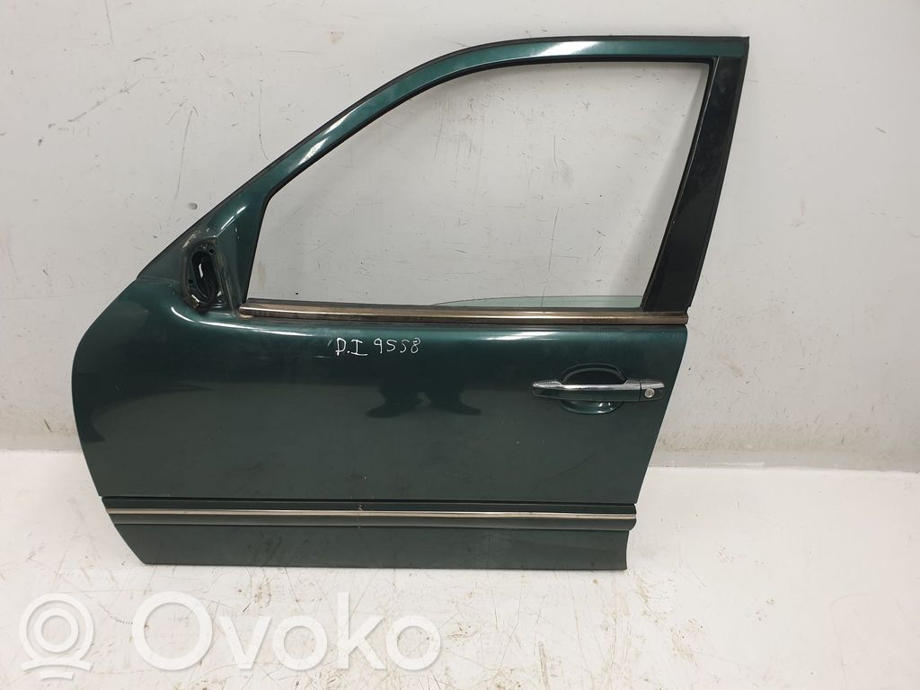 Mercedes-Benz E W210 Puerta delantera 
