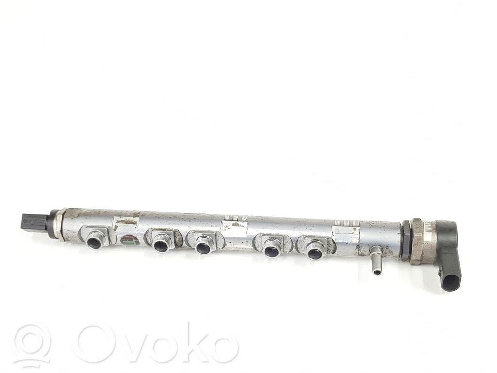 BMW 1 E81 E87 Fuel main line pipe 