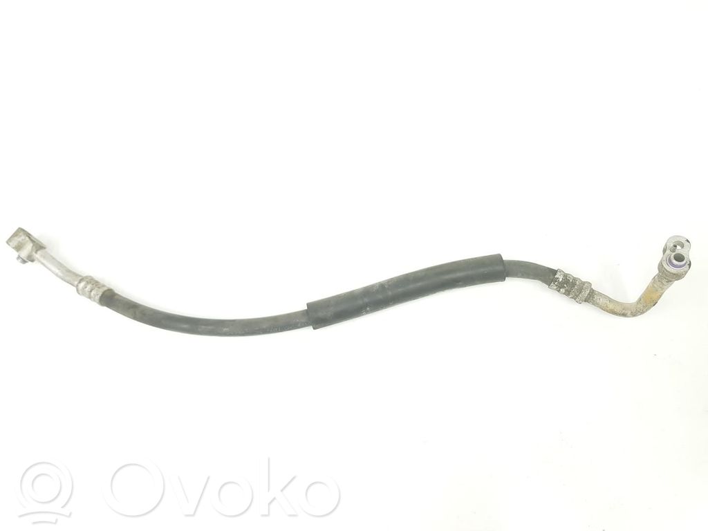 Volkswagen New Beetle Ilmastointilaitteen putki (A/C) 