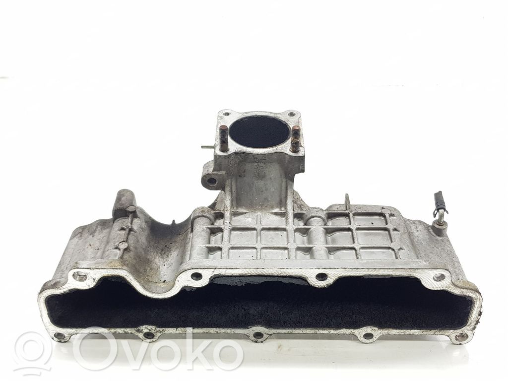 Toyota Corolla Verso AR10 Kolektor ssący 