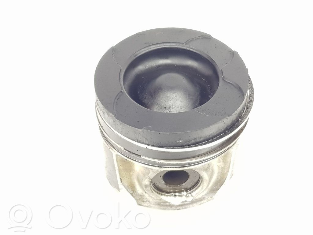 Toyota Corolla Verso AR10 Pistone