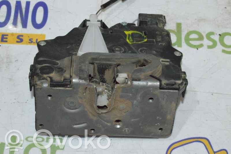 Fiat Punto (199) Zamek drzwi przednich 
