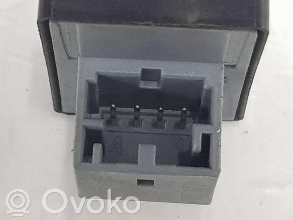 Audi A4 S4 B7 8E 8H Comutator comandă geamuri electrice 