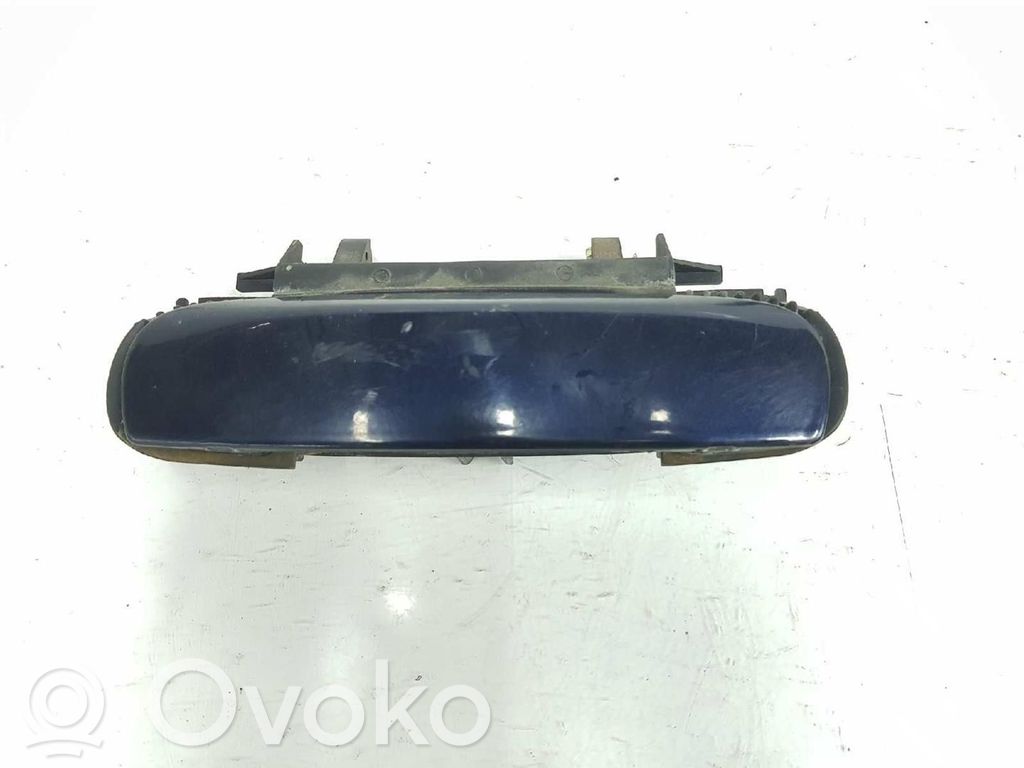 Audi A4 S4 B7 8E 8H Klamka zewnętrzna drzwi tylnych 